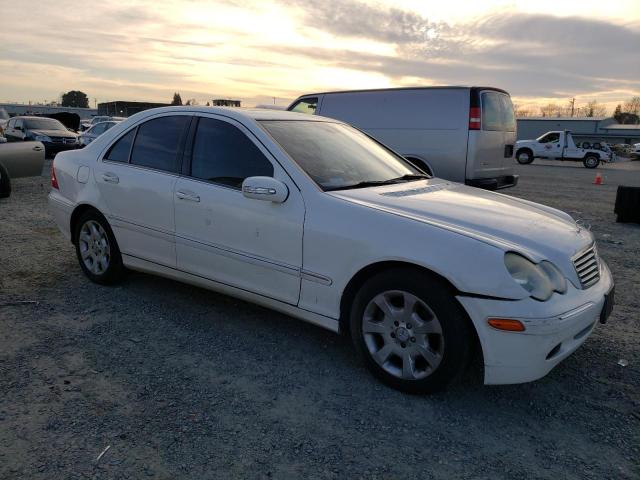 WDBRF54H56A871920 - 2006 MERCEDES-BENZ C 280 WHITE photo 4