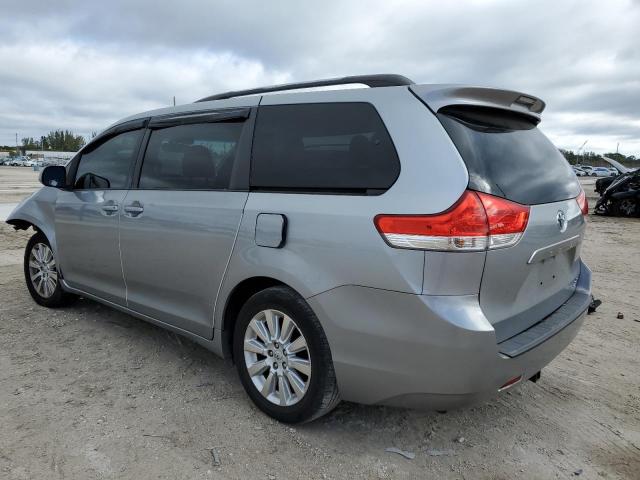 5TDDK3DC6BS010579 - 2011 TOYOTA SIENNA XLE SILVER photo 2