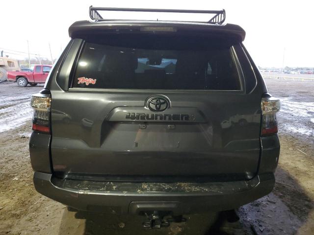 JTENU5JR8P6147013 - 2023 TOYOTA 4RUNNER SE GRAY photo 6