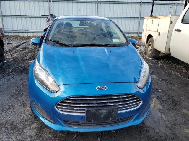 3FADP4BJ6FM110024 - 2015 FORD FIESTA SE BLUE photo 5