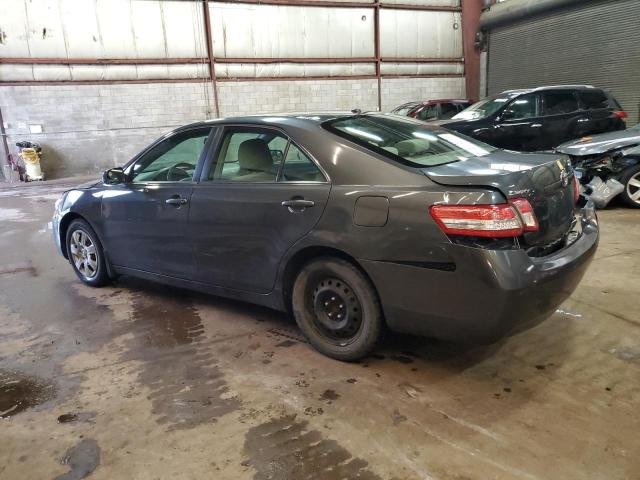 4T1BF3EK8AU067275 - 2010 TOYOTA CAMRY BASE GRAY photo 2