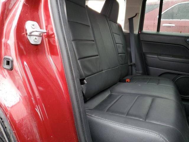 1C4NJRFB0FD302826 - 2015 JEEP PATRIOT LATITUDE RED photo 10