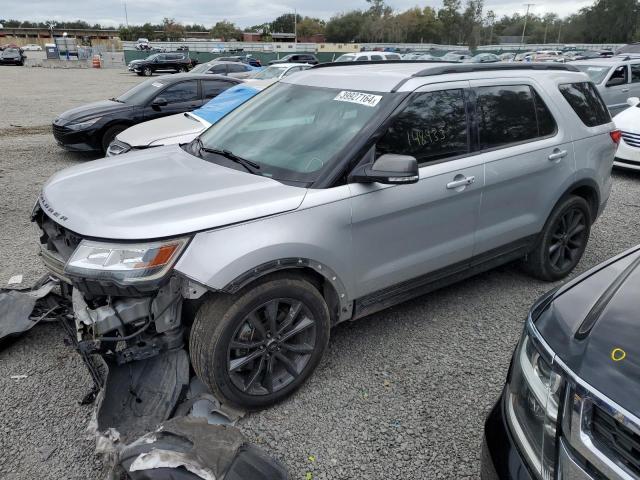 1FM5K7D86JGB52393 - 2018 FORD EXPLORER XLT SILVER photo 1