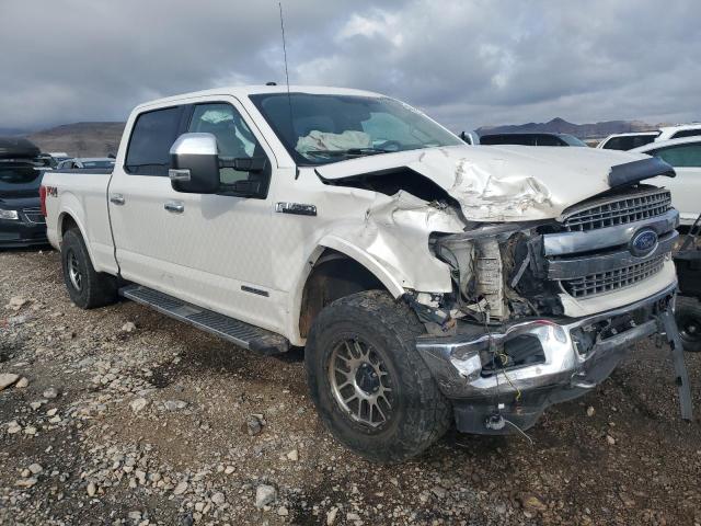 1FTFW1E16JFD88849 - 2018 FORD F150 SUPERCREW WHITE photo 4