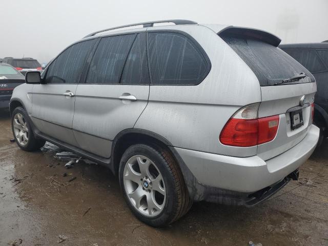 5UXFB33522LH35580 - 2002 BMW X5 4.4I SILVER photo 2