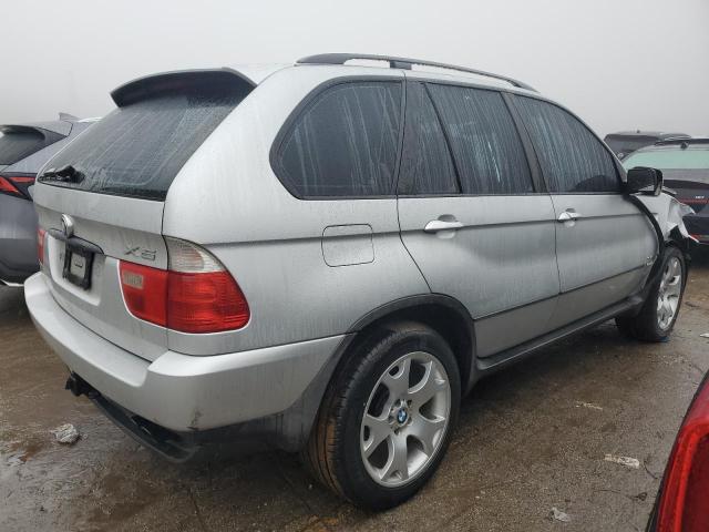 5UXFB33522LH35580 - 2002 BMW X5 4.4I SILVER photo 3