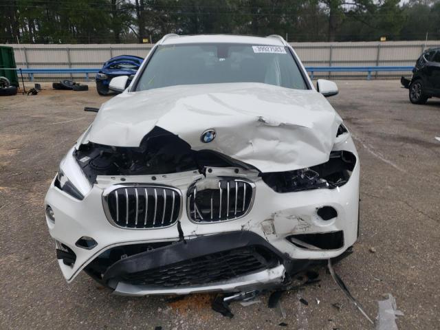 WBXHU7C34J5H44071 - 2018 BMW X1 SDRIVE28I WHITE photo 5