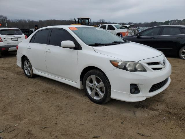 2T1BU4EE6CC817959 - 2012 TOYOTA COROLLA BASE WHITE photo 4