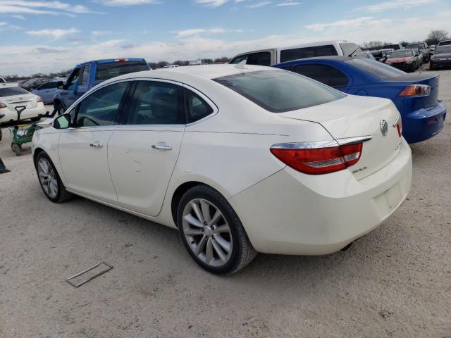 1G4PP5SKXD4102289 - 2013 BUICK VERANO WHITE photo 2