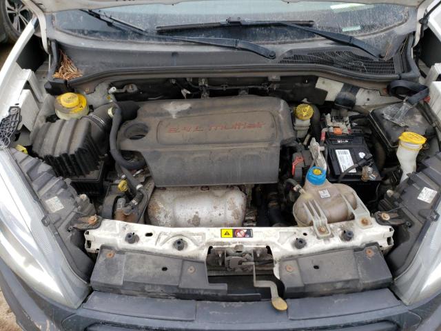 ZFBERFAT6F6193271 - 2015 RAM PROMASTER 白色 照片 11