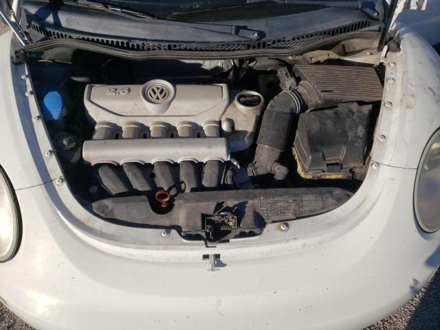 3VWPG3AG6AM011068 - 2010 VOLKSWAGEN NEW BEETLE WHITE photo 11