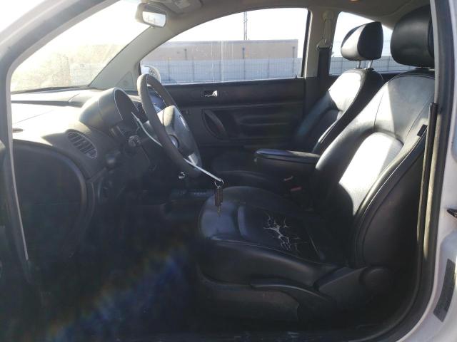 3VWPG3AG6AM011068 - 2010 VOLKSWAGEN NEW BEETLE WHITE photo 7