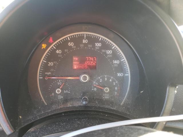 3VWPG3AG6AM011068 - 2010 VOLKSWAGEN NEW BEETLE WHITE photo 9