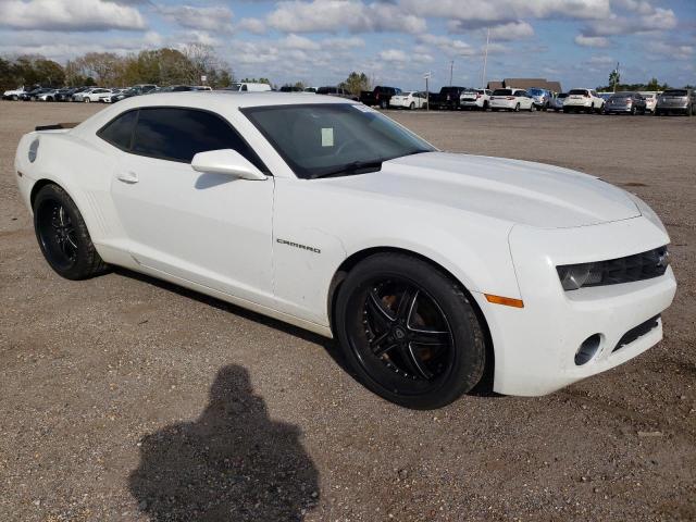 2G1FC1ED7B9148084 - 2011 CHEVROLET CAMARO LT WHITE photo 4