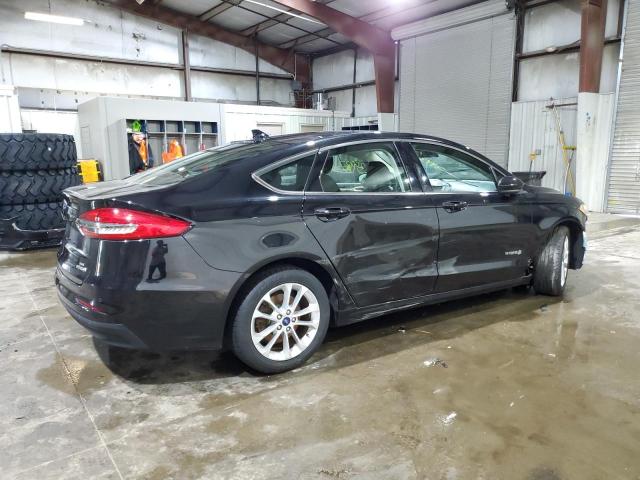 3FA6P0LU5KR261895 - 2019 FORD FUSION SE BLACK photo 3