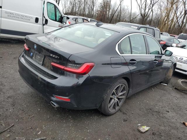 3MW5R7J02M8B74440 - 2021 BMW 330XI BLACK photo 3