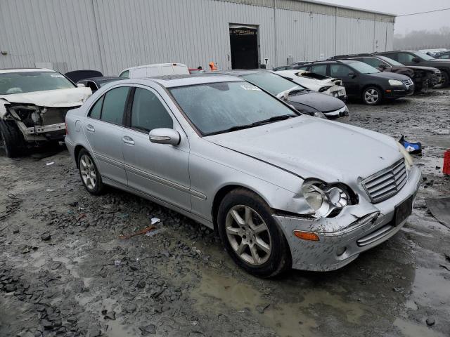 WDBRF92H47F907031 - 2007 MERCEDES-BENZ C 280 4MATIC SILVER photo 4