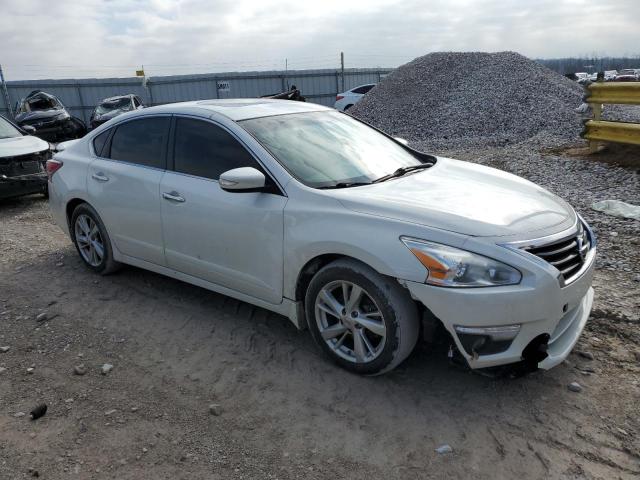 1N4AL3AP7EC124576 - 2014 NISSAN ALTIMA 2.5 WHITE photo 4