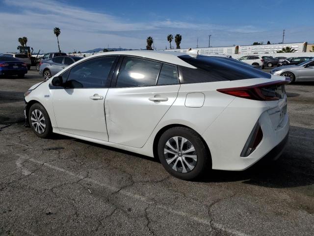 JTDKARFP0L3148618 - 2020 TOYOTA PRIUS PRIM LE WHITE photo 2