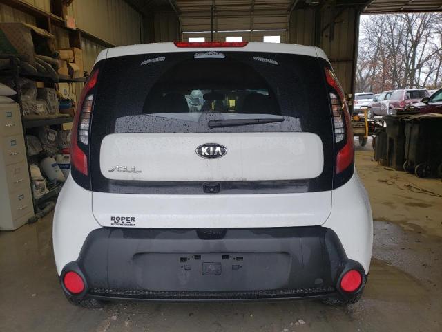 KNDJN2A24F7236703 - 2015 KIA SOUL WHITE photo 6