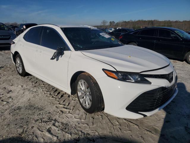 4T1B11HK5KU281348 - 2019 TOYOTA CAMRY L WHITE photo 4