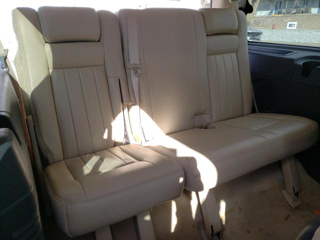 5LMFU275X5LJ04943 - 2005 LINCOLN NAVIGATOR ვერცხლისფერი ფოტო 10