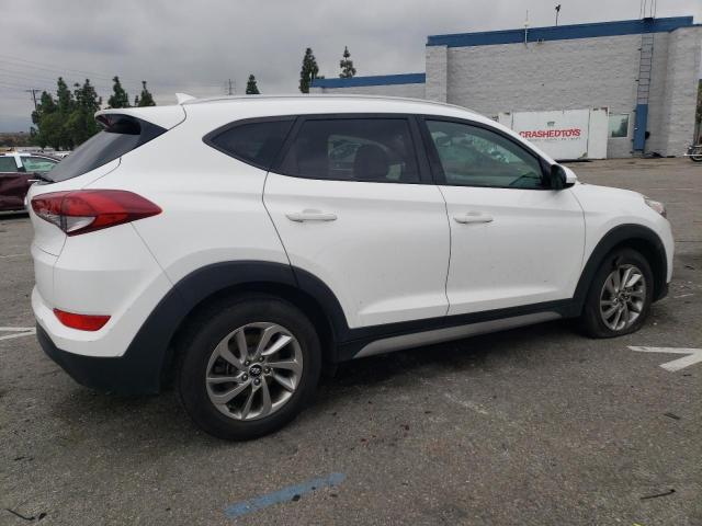 KM8J33A46JU679499 - 2018 HYUNDAI TUCSON SEL WHITE photo 3