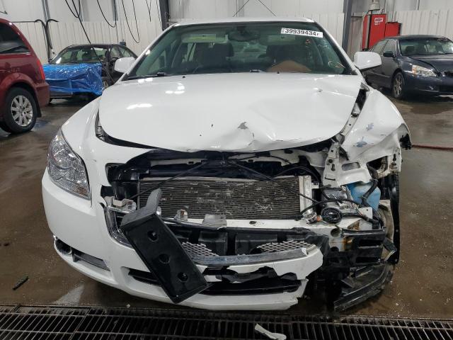 1G1ZK57749F189062 - 2009 CHEVROLET MALIBU LTZ WHITE photo 5