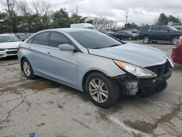 5NPEB4AC0DH665201 - 2013 HYUNDAI SONATA GLS BLUE photo 4