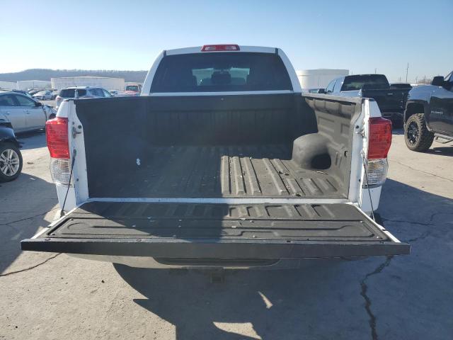 5TFRM5F18AX015248 - 2010 TOYOTA TUNDRA DOUBLE CAB SR5 WHITE photo 6