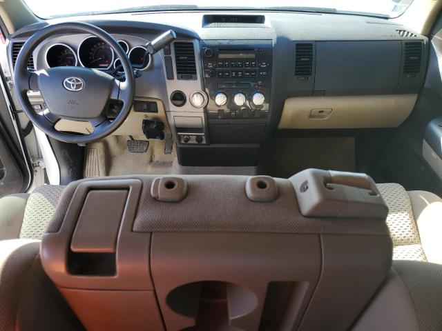 5TFRM5F18AX015248 - 2010 TOYOTA TUNDRA DOUBLE CAB SR5 WHITE photo 8