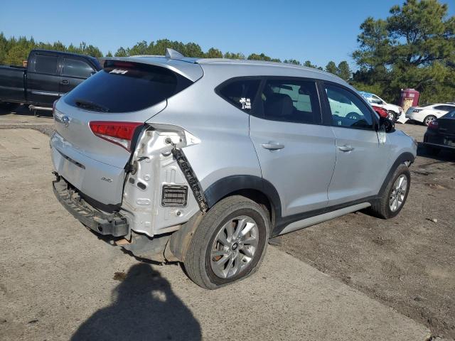 KM8J3CA4XJU719678 - 2018 HYUNDAI TUCSON SEL SILVER photo 3