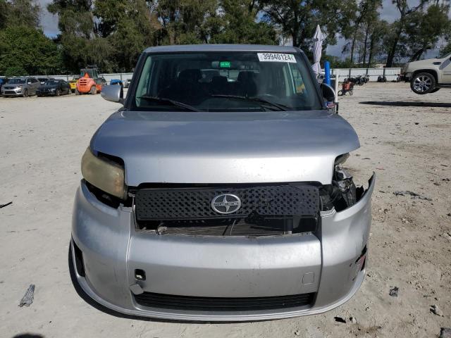 JTLKE50E381011572 - 2008 TOYOTA SCION XB SILVER photo 5