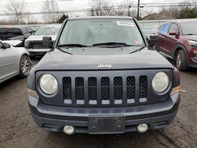 1C4NJRFB4ED886243 - 2014 JEEP PATRIOT LATITUDE CHARCOAL photo 5