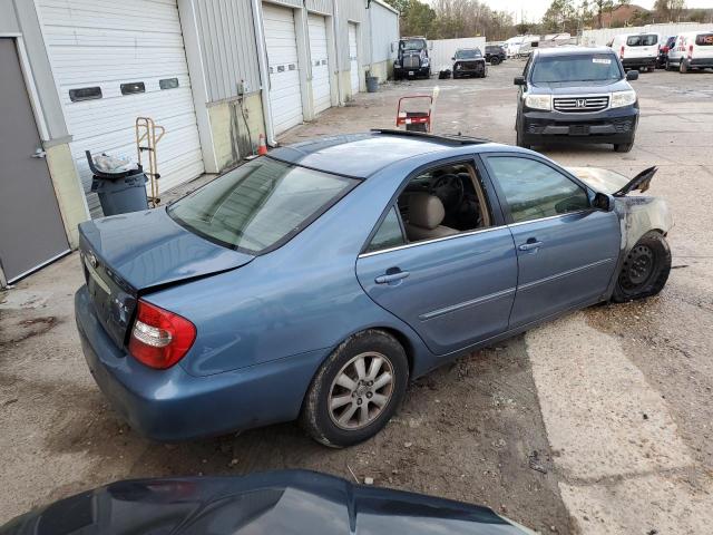 4T1BE30KX3U784824 - 2003 TOYOTA CAMRY LE BLUE photo 3