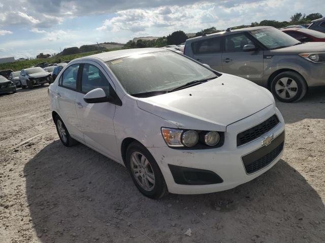 1G1JB5SH2C4152379 - 2012 CHEVROLET SONIC LS 白色 照片 4