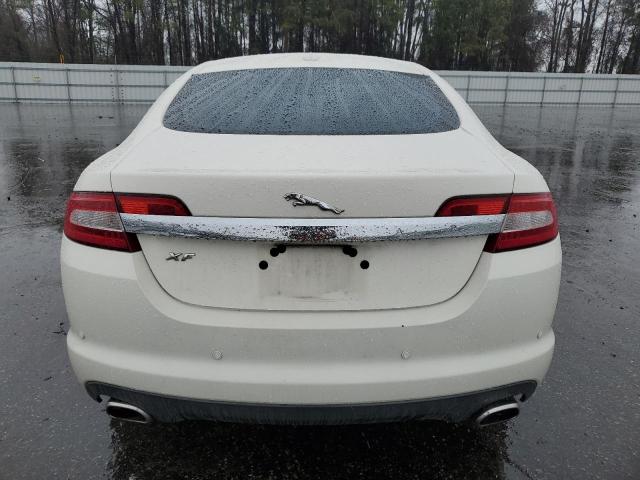 SAJWA05B19HR08202 - 2009 JAGUAR XF LUXURY WHITE photo 6