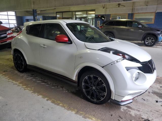 JN8AF5MV7ET365548 - 2014 NISSAN JUKE S WHITE photo 4