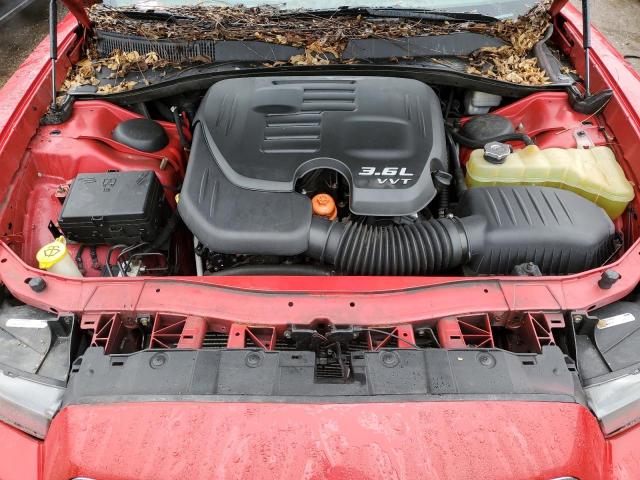 2C3CDXBG4DH539909 - 2013 DODGE CHARGER SE RED photo 11