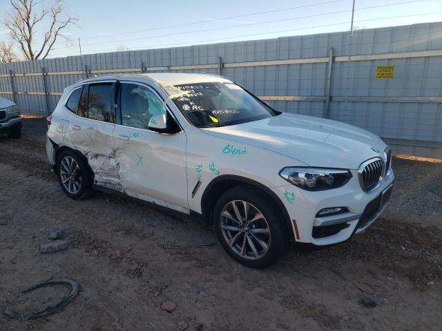 5UXTR9C58KLR10896 - 2019 BMW X3 XDRIVE30I WHITE photo 4