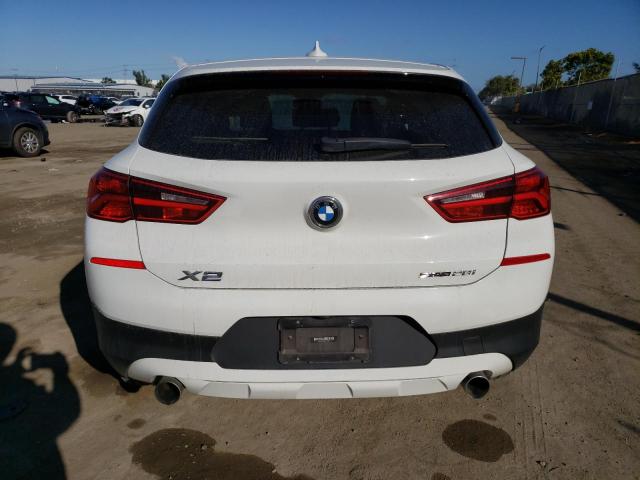 WBXYJ3C36JEJ75562 - 2018 BMW X2 SDRIVE28I WHITE photo 6