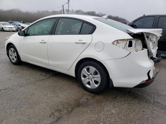 3KPFK4A7XHE044937 - 2017 KIA FORTE LX WHITE photo 2