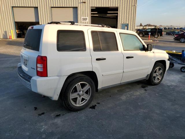 1J8FT48W07D398744 - 2007 JEEP PATRIOT LIMITED WHITE photo 3