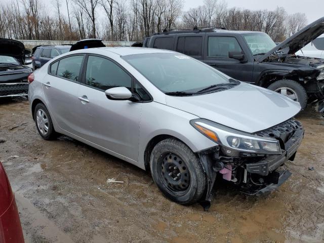 3KPFK4A71HE079950 - 2017 KIA FORTE LX SILVER photo 4