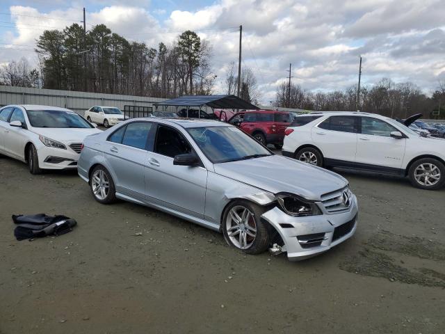 WDDGF8AB4DR285871 - 2013 MERCEDES-BENZ C 300 4MATIC SILVER photo 4