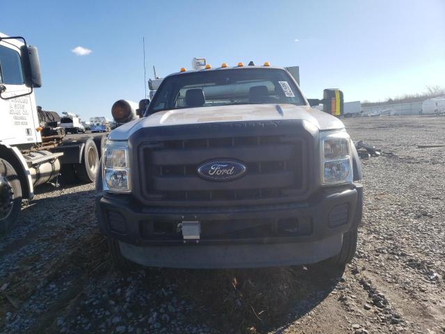 1FDUF4GYXDEA93987 - 2013 FORD F450 SUPER WHITE photo 5