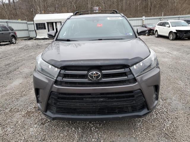 5TDJZRFH5KS947482 - 2019 TOYOTA HIGHLANDER SE GRAY photo 5