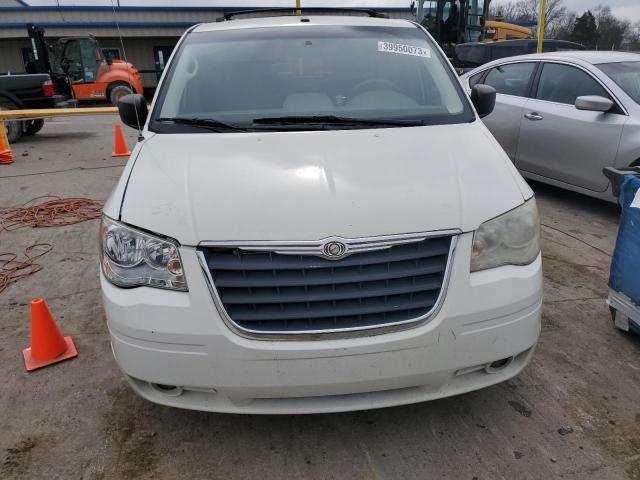 2A8HR54P28R773365 - 2008 CHRYSLER TOWN & COU TOURING WHITE photo 5