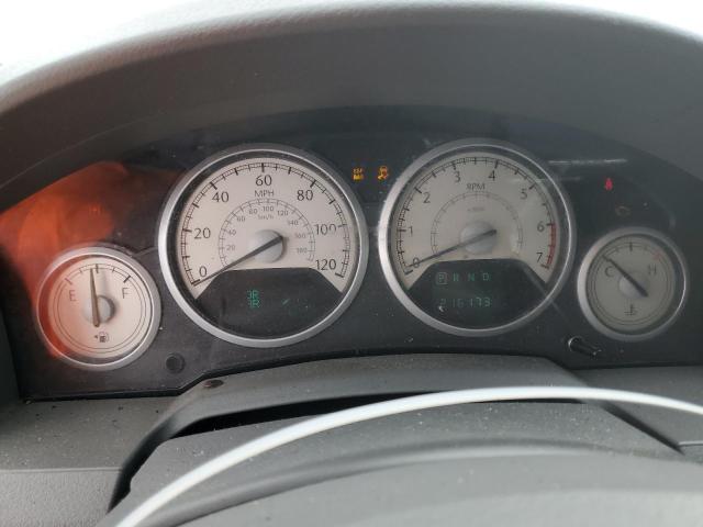 2A8HR54P28R773365 - 2008 CHRYSLER TOWN & COU TOURING WHITE photo 9