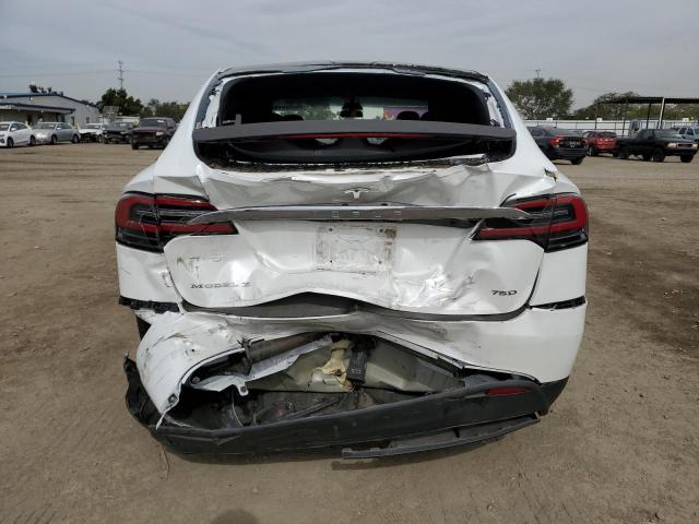 5YJXCAE25JF101432 - 2018 TESLA MODEL X WHITE photo 6